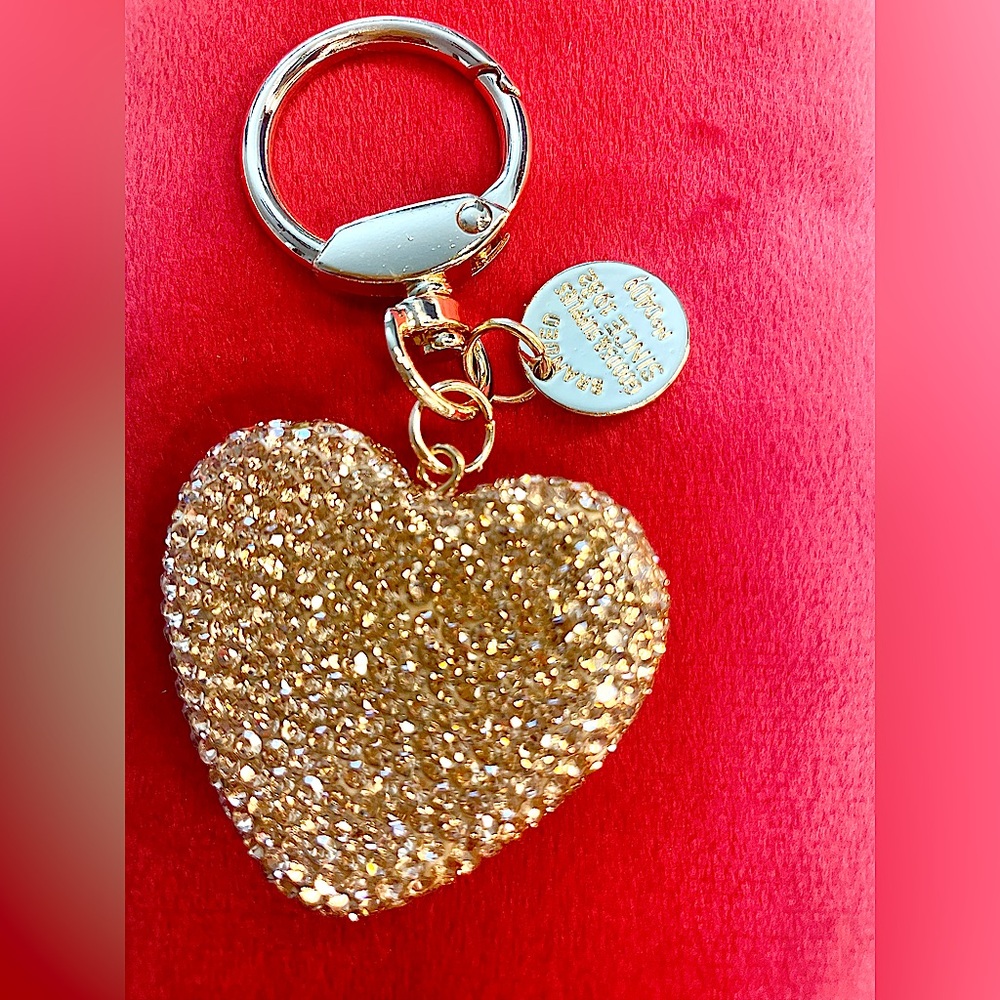 “Champagne is my favorite color” Shine with this necessary accessory!